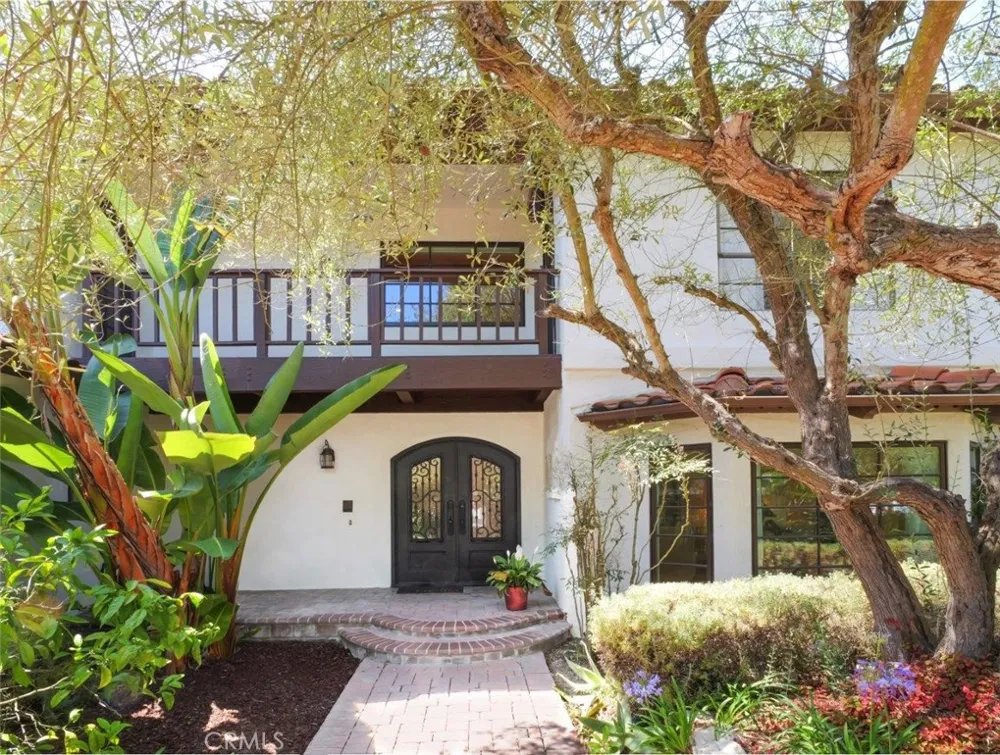 23 Country Meadow Road Rolling Hills Estates, CA 90274