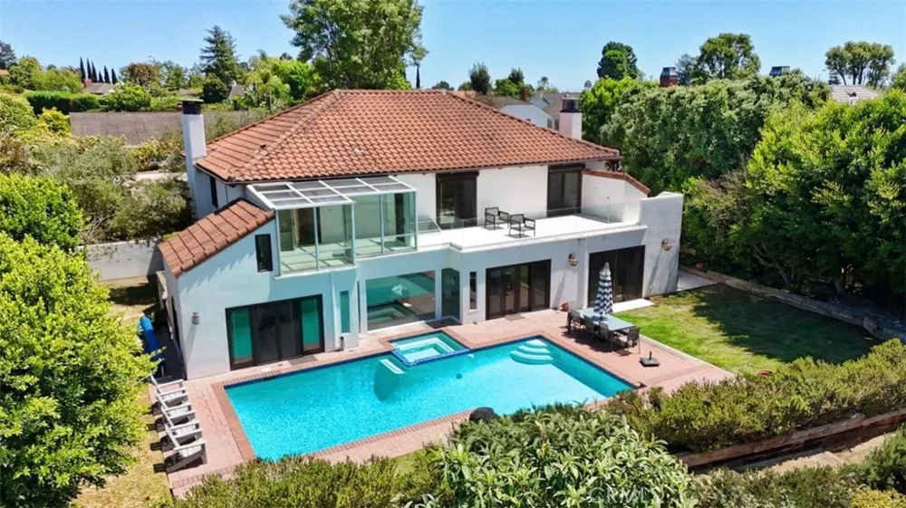 23 Country Meadow Road Rolling Hills Estates, CA 90274