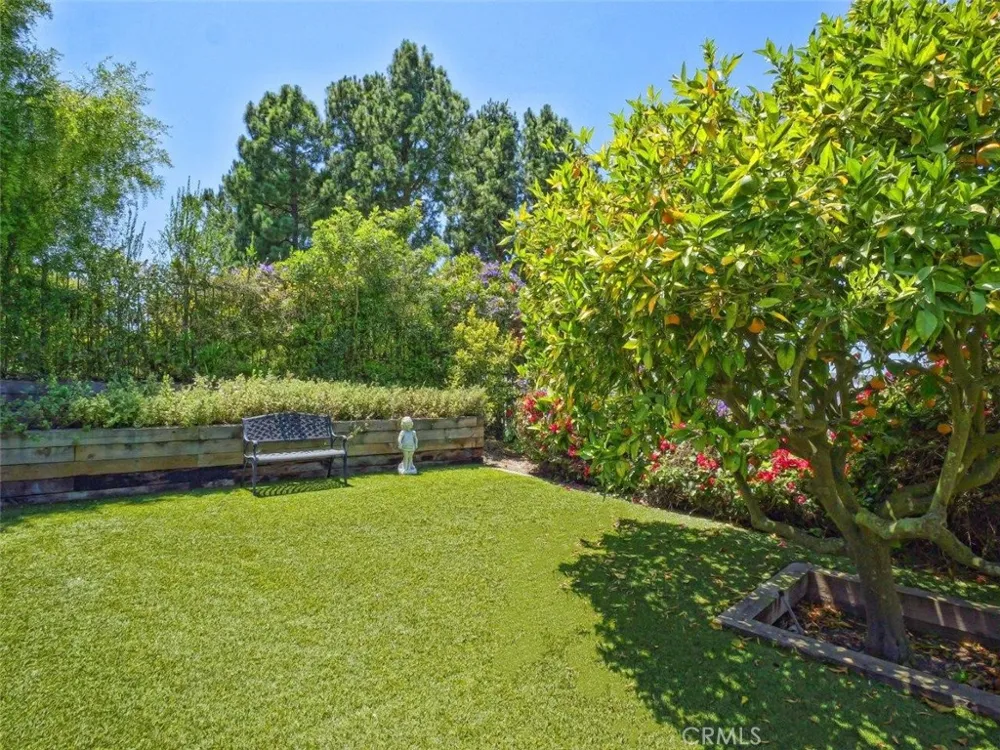 23 Country Meadow Road Rolling Hills Estates, CA 90274