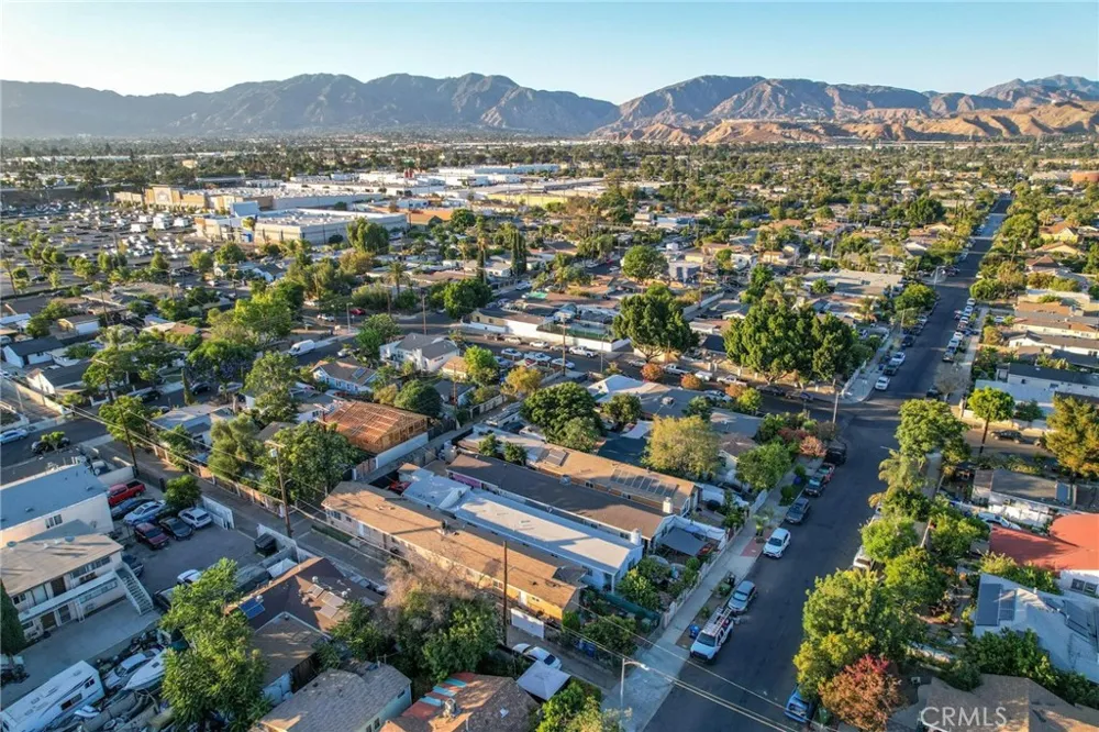 13319 Judd Street Pacoima, CA 91331