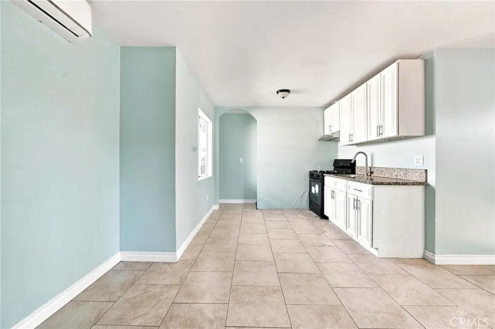 13319 Judd Street Pacoima, CA 91331