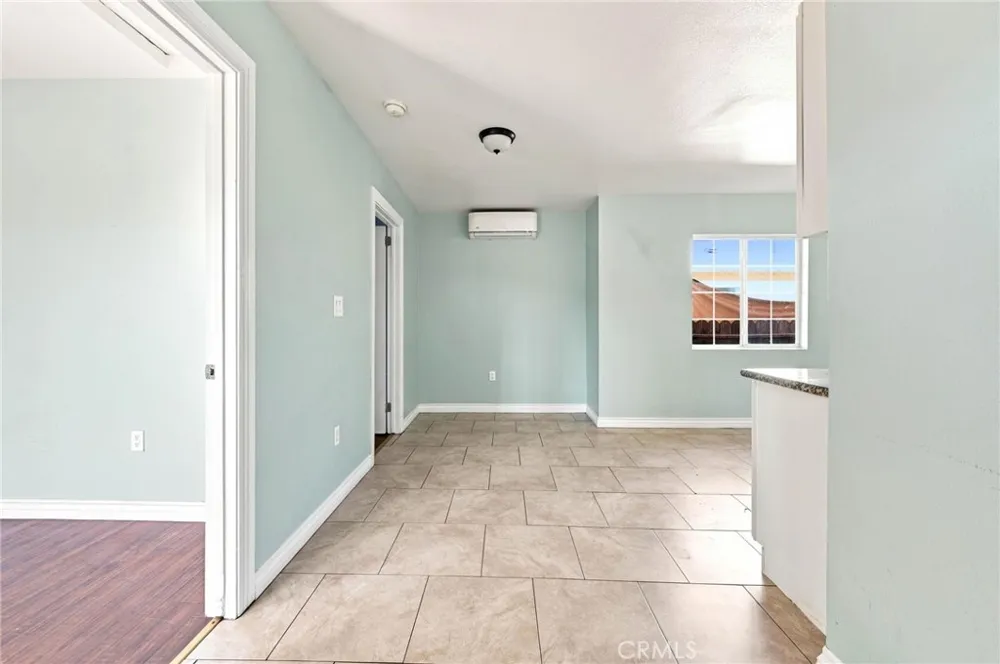 13319 Judd Street Pacoima, CA 91331