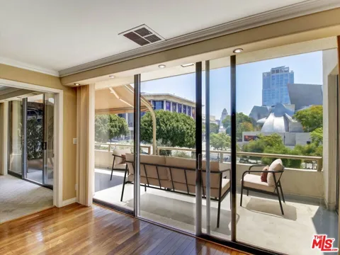 121 S Hope Street #433