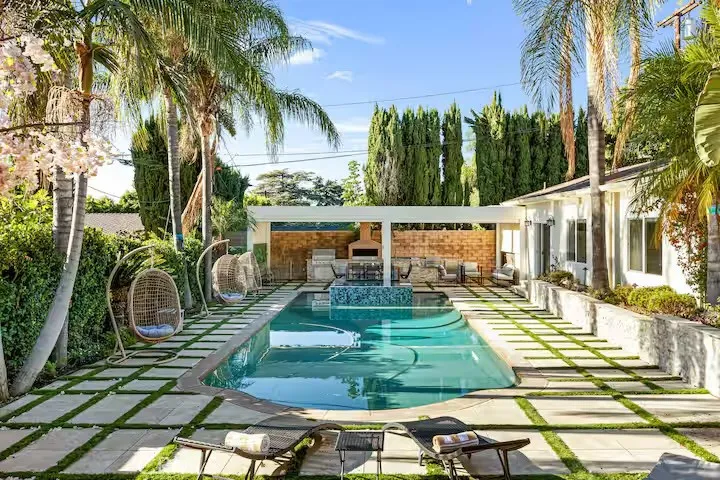 1617 Thurber Burbank, CA 91501