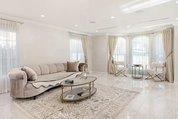 1617 Thurber Burbank, CA 91501