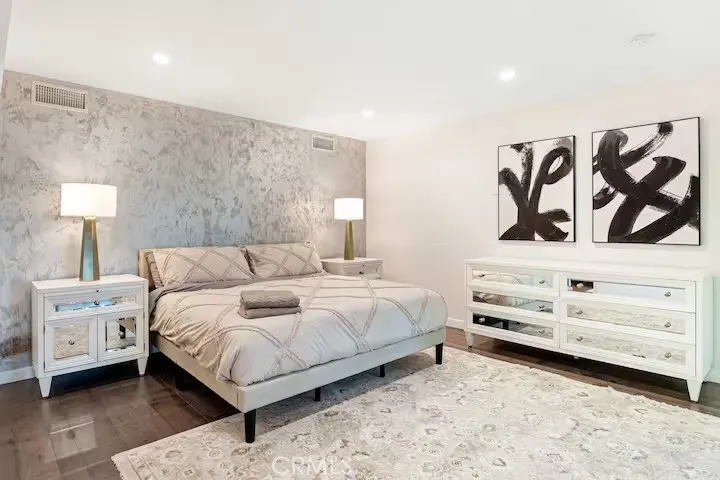 1617 Thurber Burbank, CA 91501