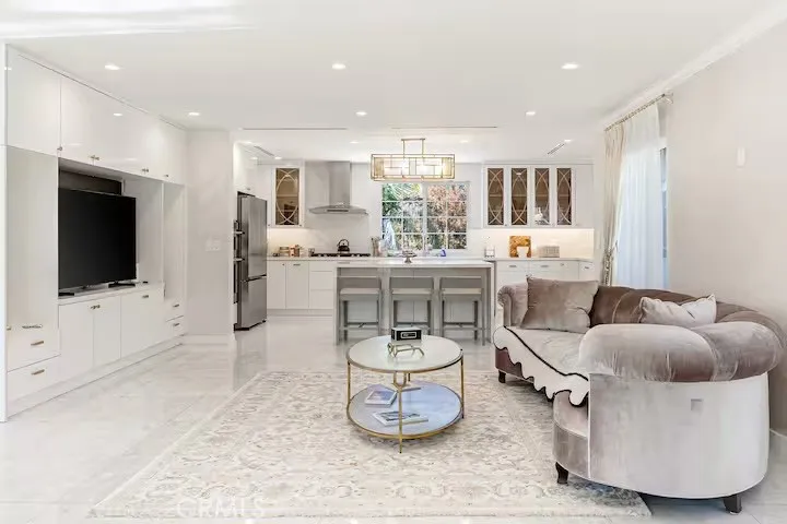 1617 Thurber Burbank, CA 91501