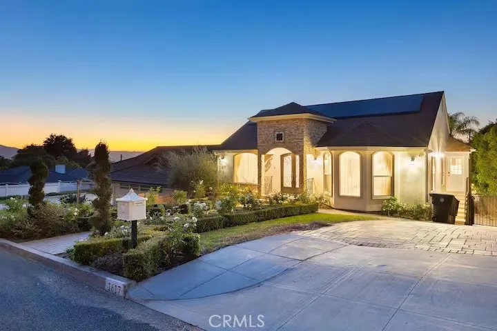 1617 Thurber Burbank, CA 91501