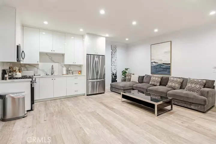 1617 Thurber Burbank, CA 91501