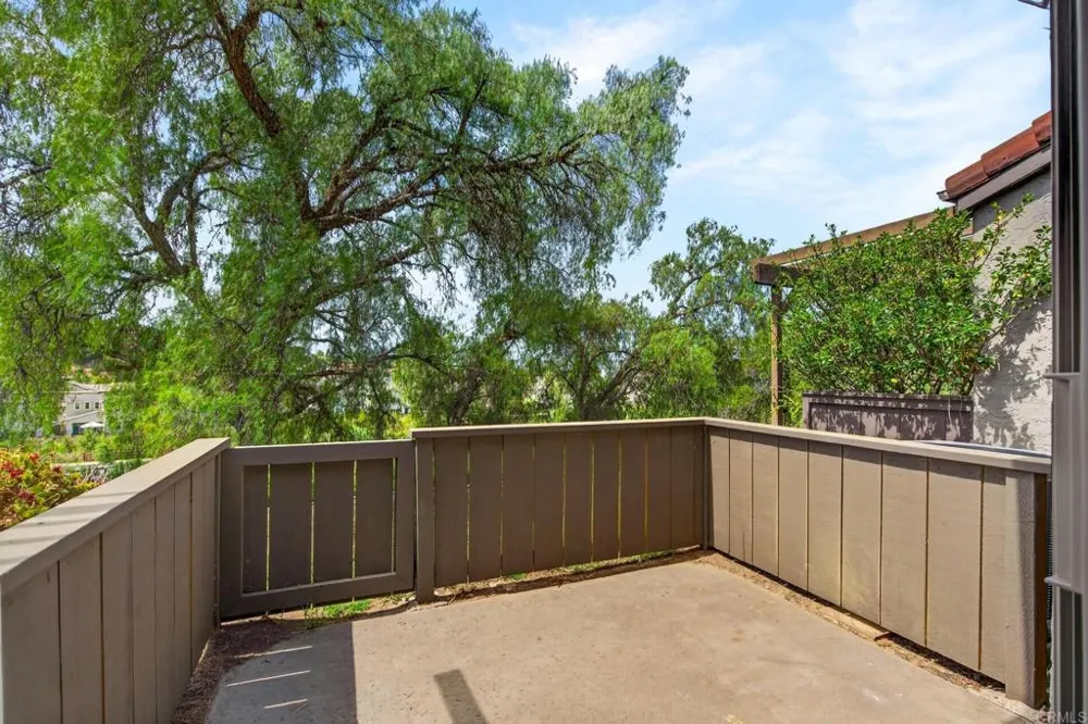 1209 Wren Glen Escondido, CA 92026