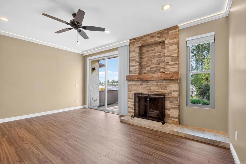 1209 Wren Glen Escondido, CA 92026