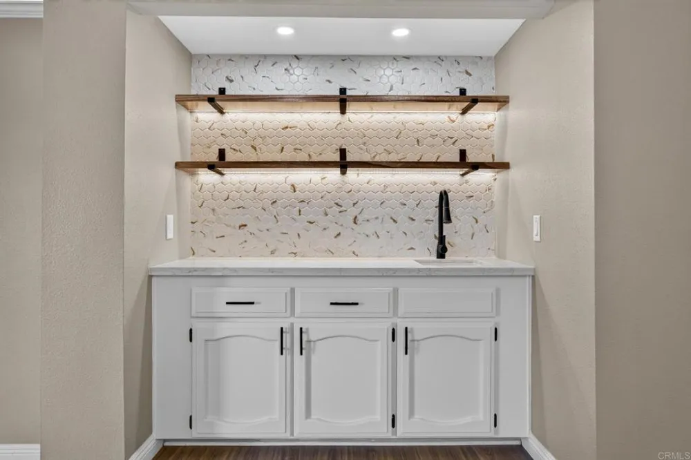 1209 Wren Glen Escondido, CA 92026