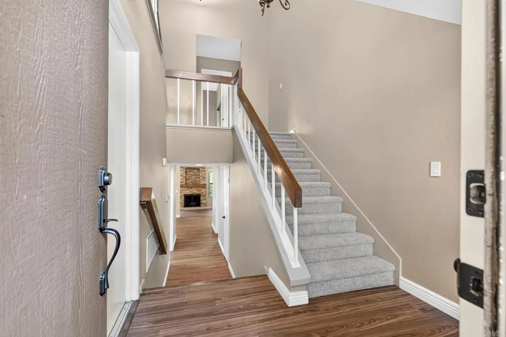 1209 Wren Glen Escondido, CA 92026