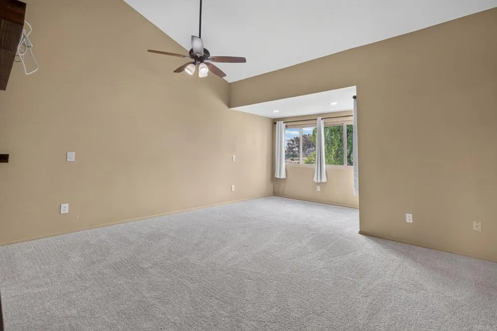 1209 Wren Glen Escondido, CA 92026