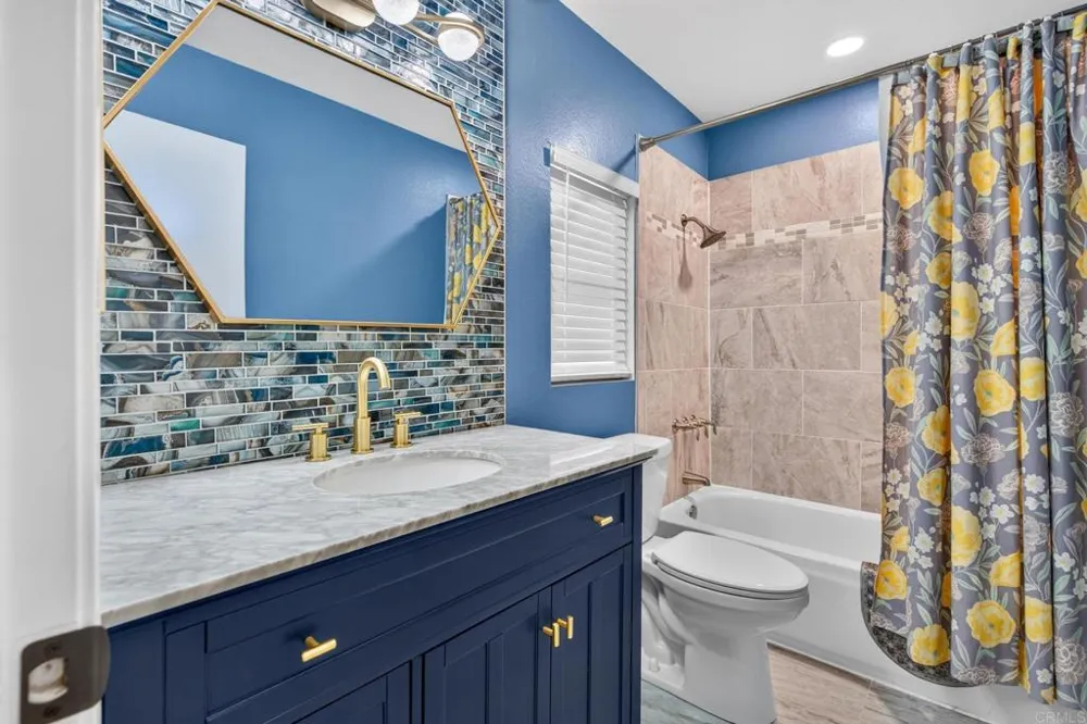 1209 Wren Glen Escondido, CA 92026