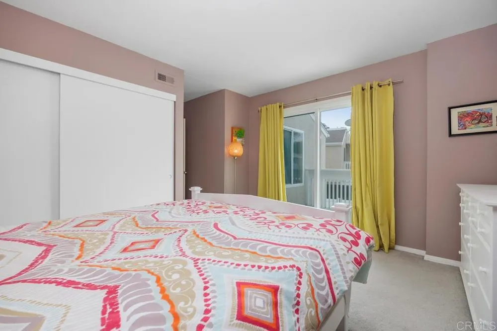 1081 Woodlake Dr Cardiff by the Sea, CA 92007