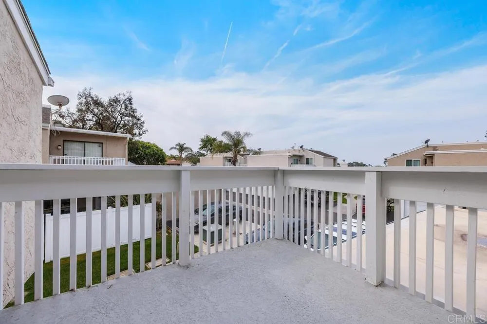 1081 Woodlake Dr Cardiff by the Sea, CA 92007