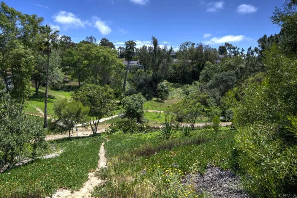 1081 Woodlake Dr Cardiff by the Sea, CA 92007
