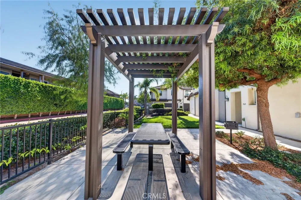 8576 Corsica Buena Park, CA 90620