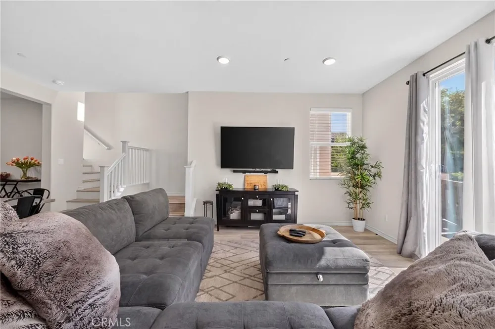 8576 Corsica Buena Park, CA 90620