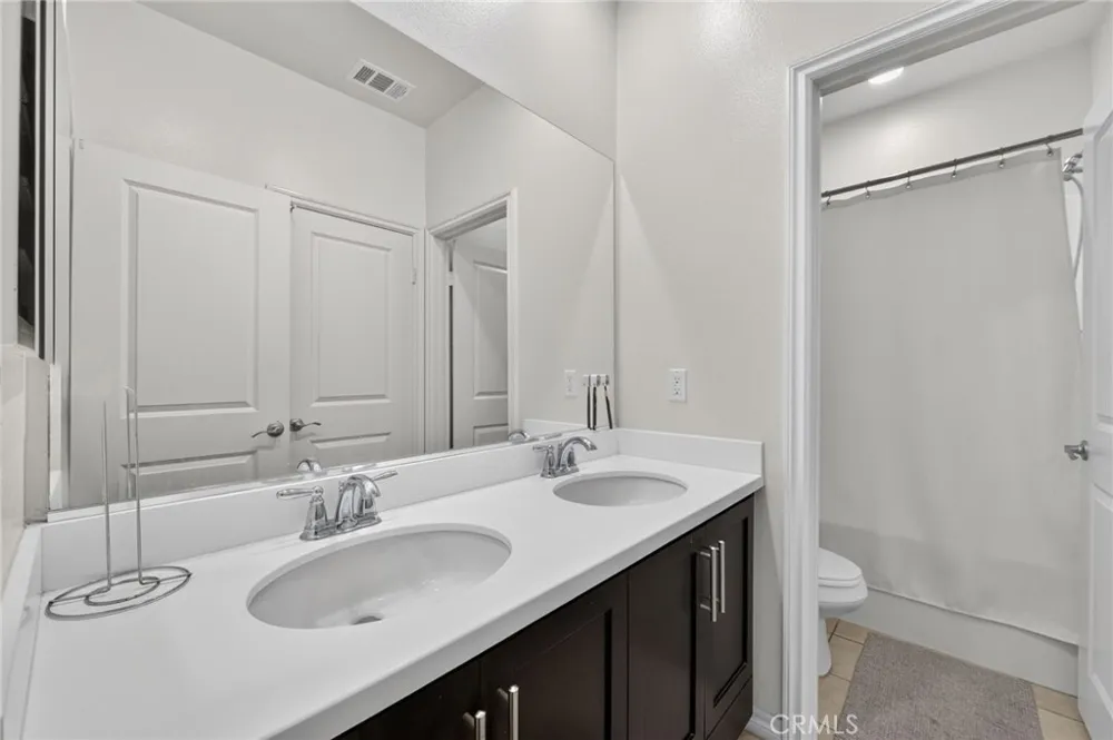 8576 Corsica Buena Park, CA 90620