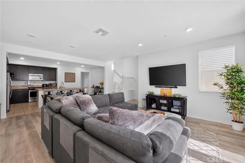 8576 Corsica Buena Park, CA 90620