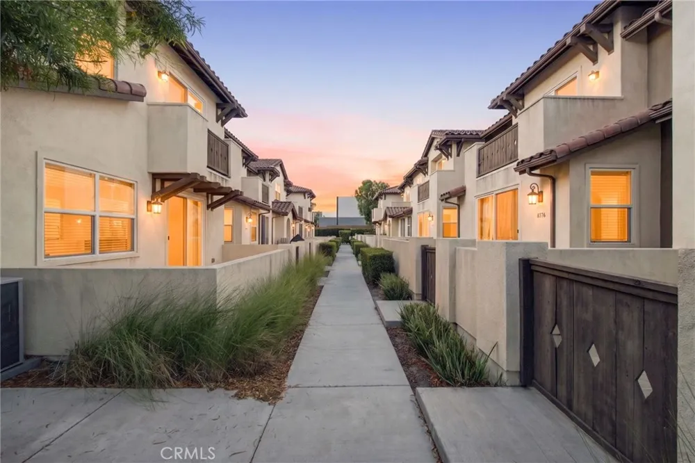 8576 Corsica Buena Park, CA 90620