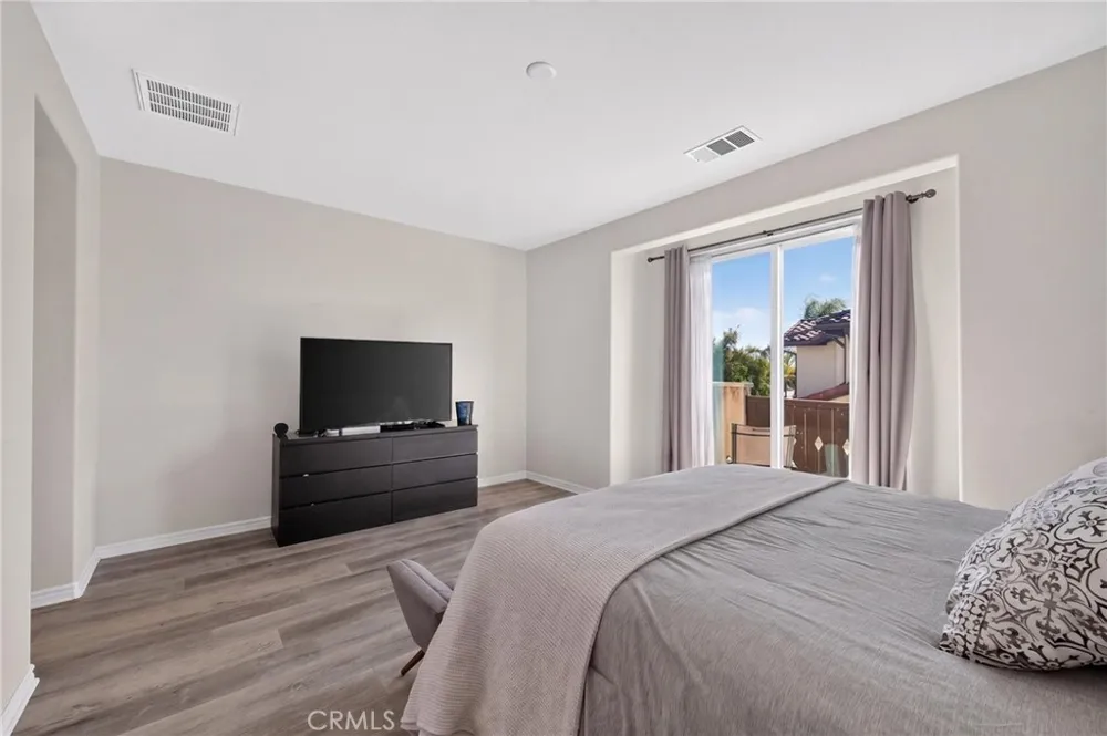 8576 Corsica Buena Park, CA 90620