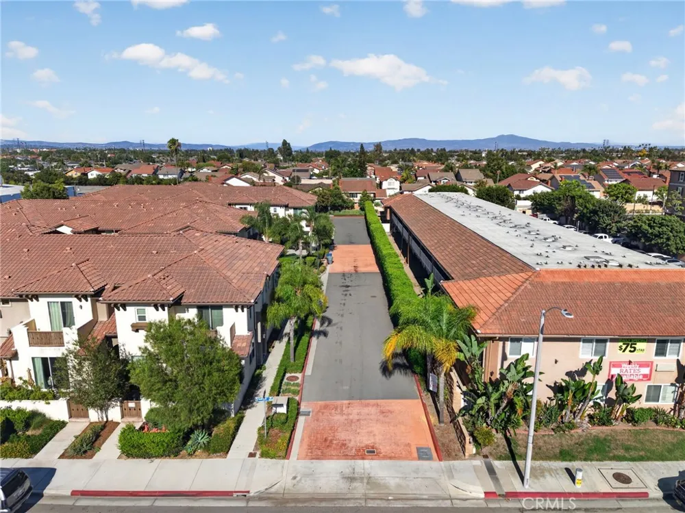 8576 Corsica Buena Park, CA 90620