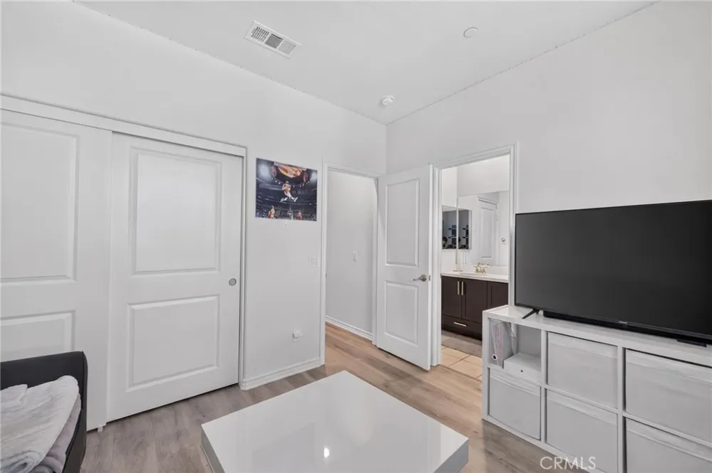 8576 Corsica Buena Park, CA 90620