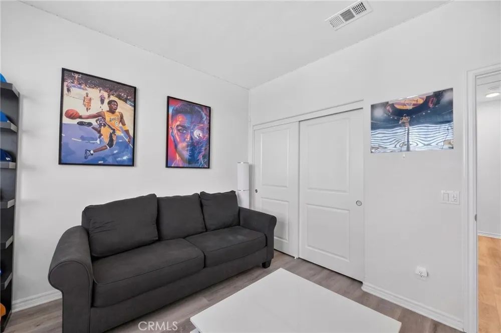 8576 Corsica Buena Park, CA 90620
