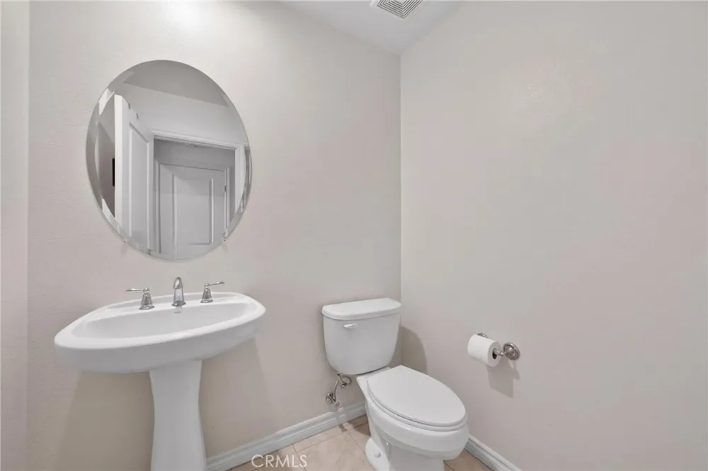 8576 Corsica Buena Park, CA 90620