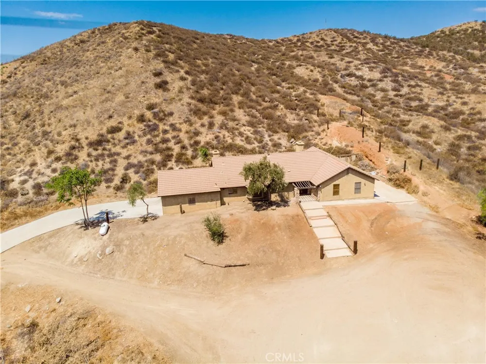 22125 Post Road Perris, CA 92570