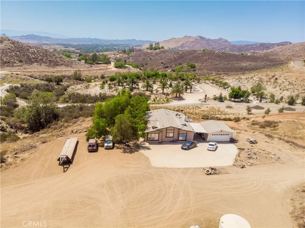 22125 Post Road Perris, CA 92570