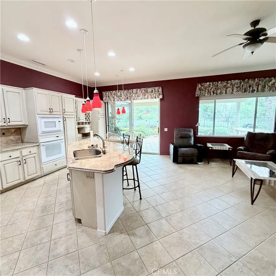 31281 Canterbury Court Temecula, CA 92591