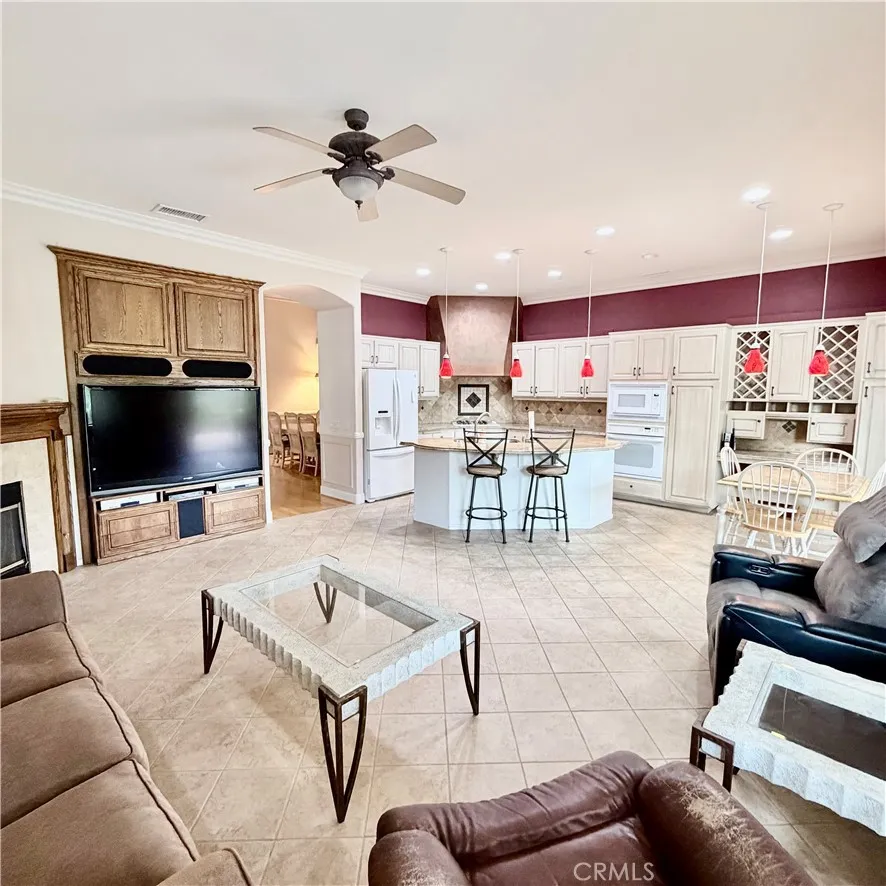 31281 Canterbury Court Temecula, CA 92591