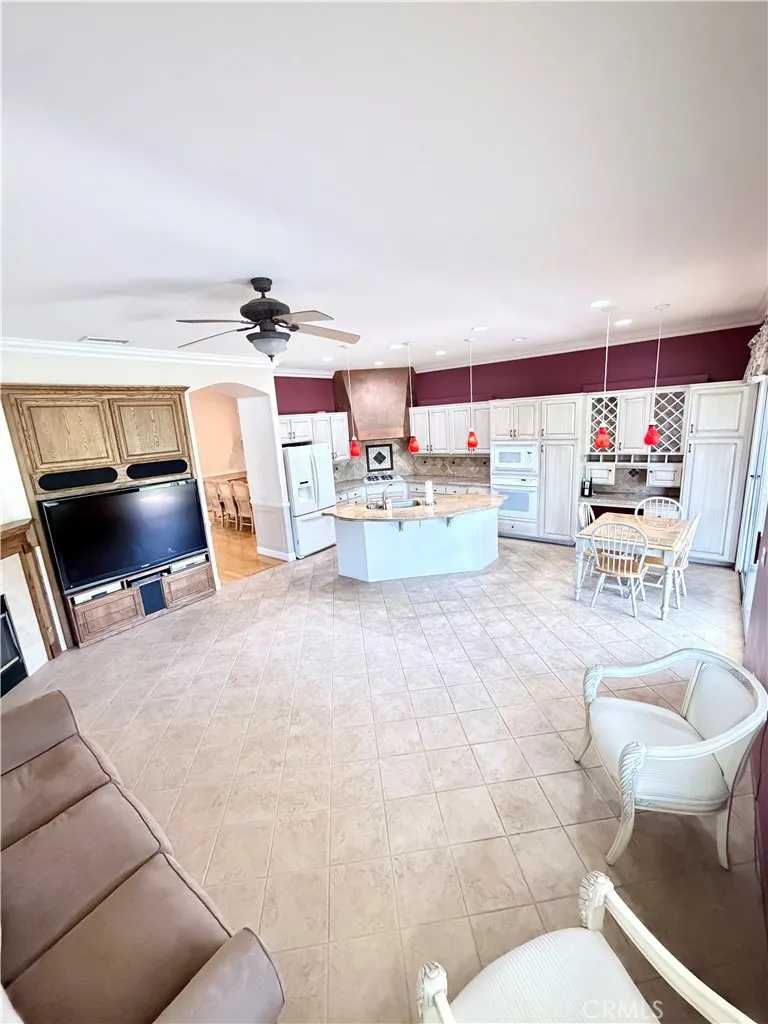 31281 Canterbury Court Temecula, CA 92591