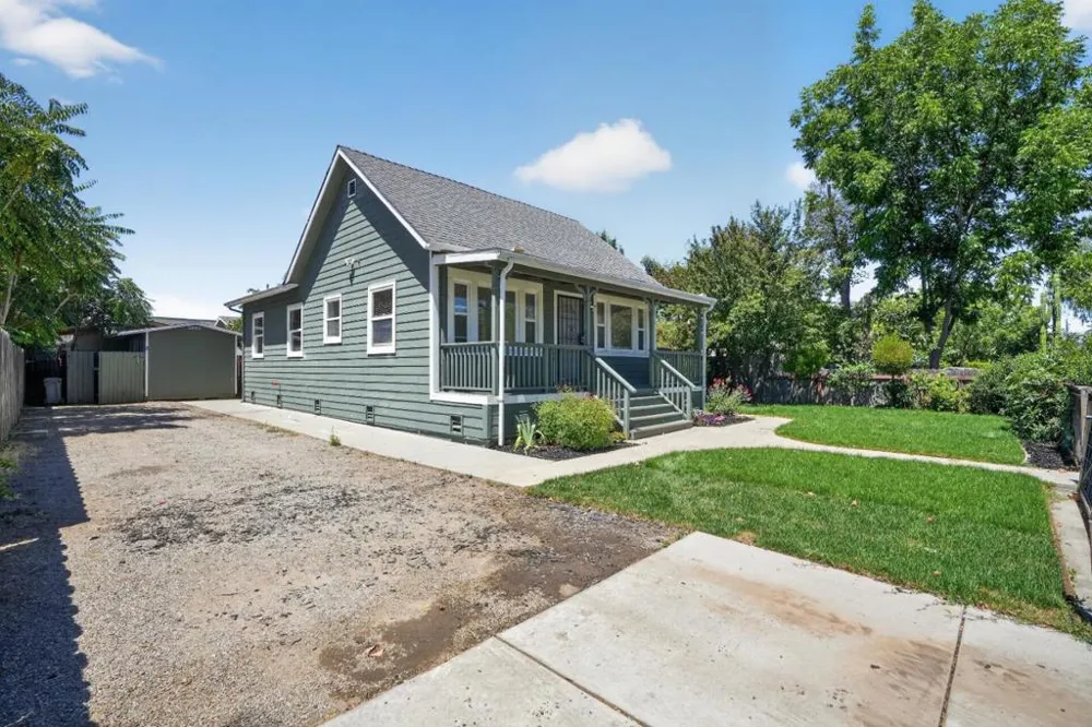 7221 Forest Street Gilroy, CA 95020