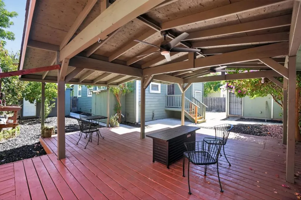 7221 Forest Street Gilroy, CA 95020