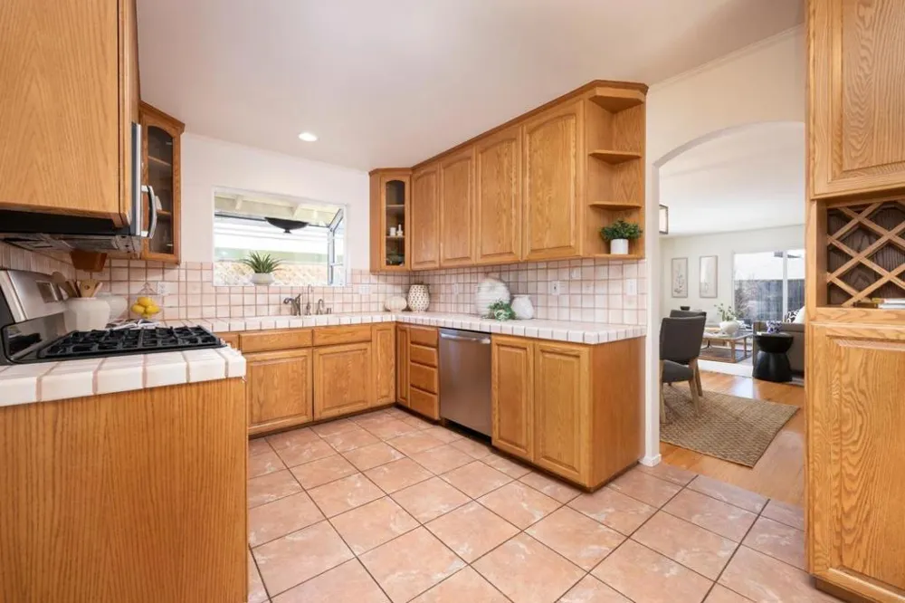 465 TERRACE AVENUE Moss Beach, CA 94038