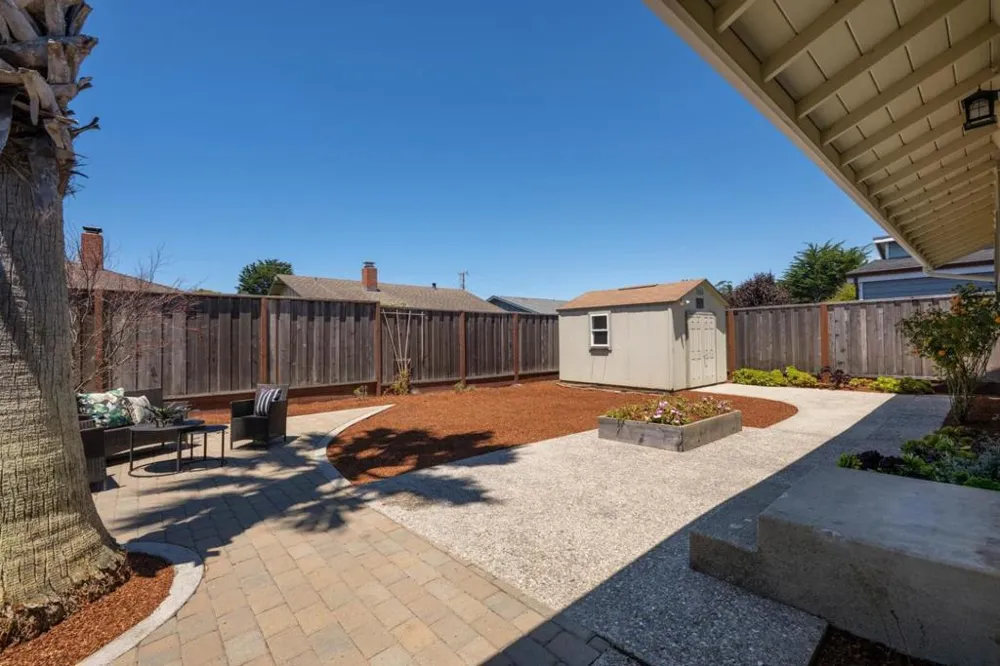 465 TERRACE AVENUE Moss Beach, CA 94038