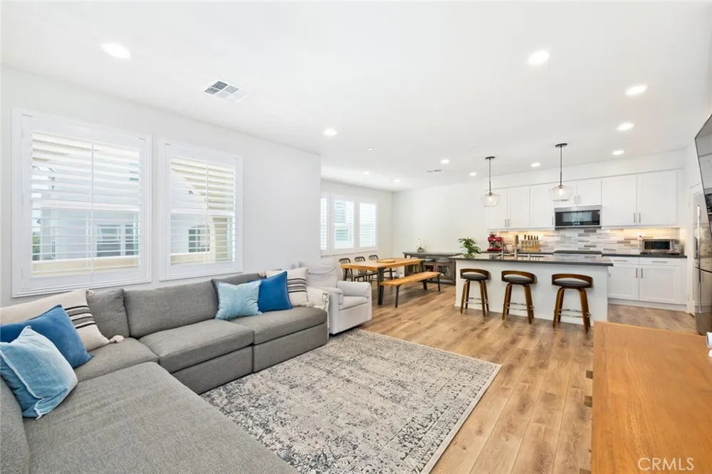 1821 Sonata La Habra, CA 90631