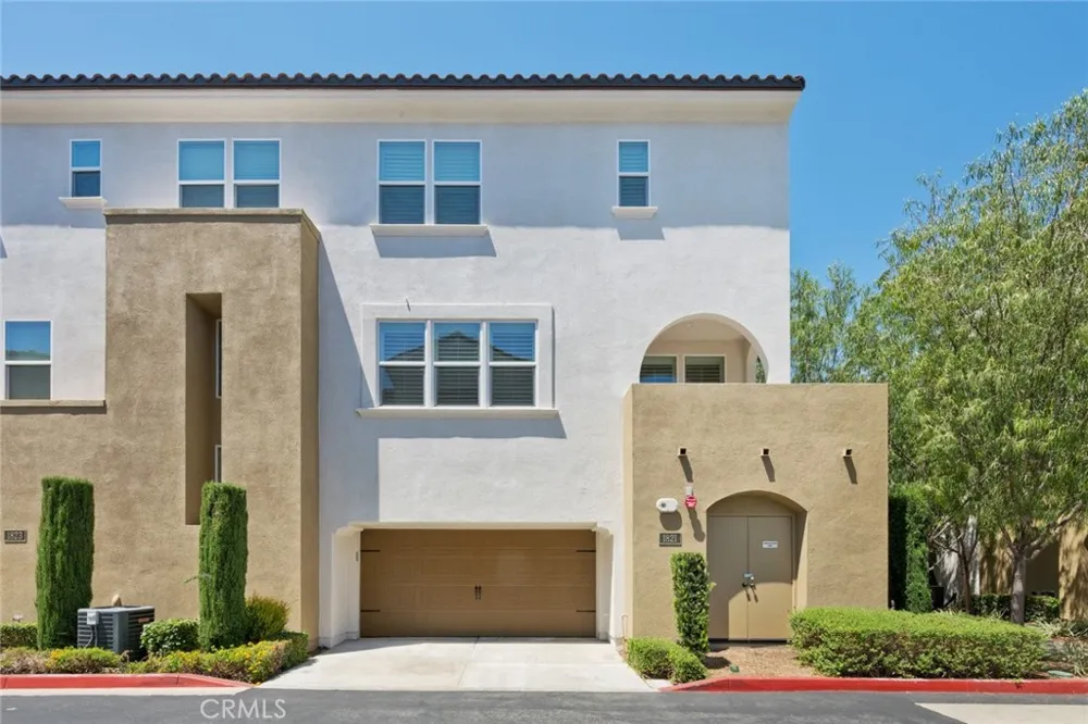 1821 Sonata La Habra, CA 90631