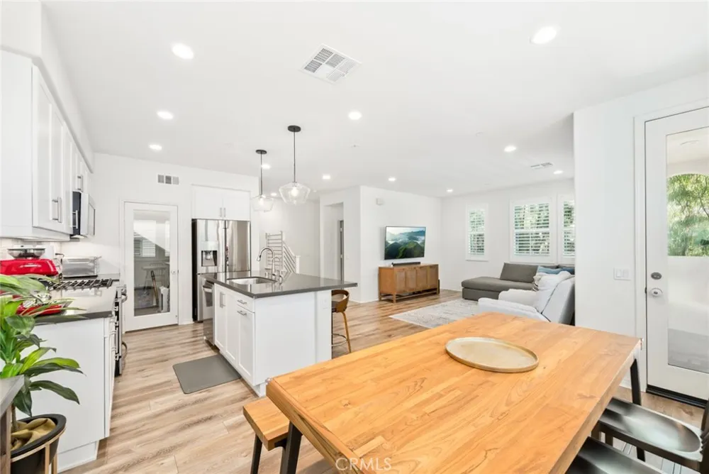 1821 Sonata La Habra, CA 90631