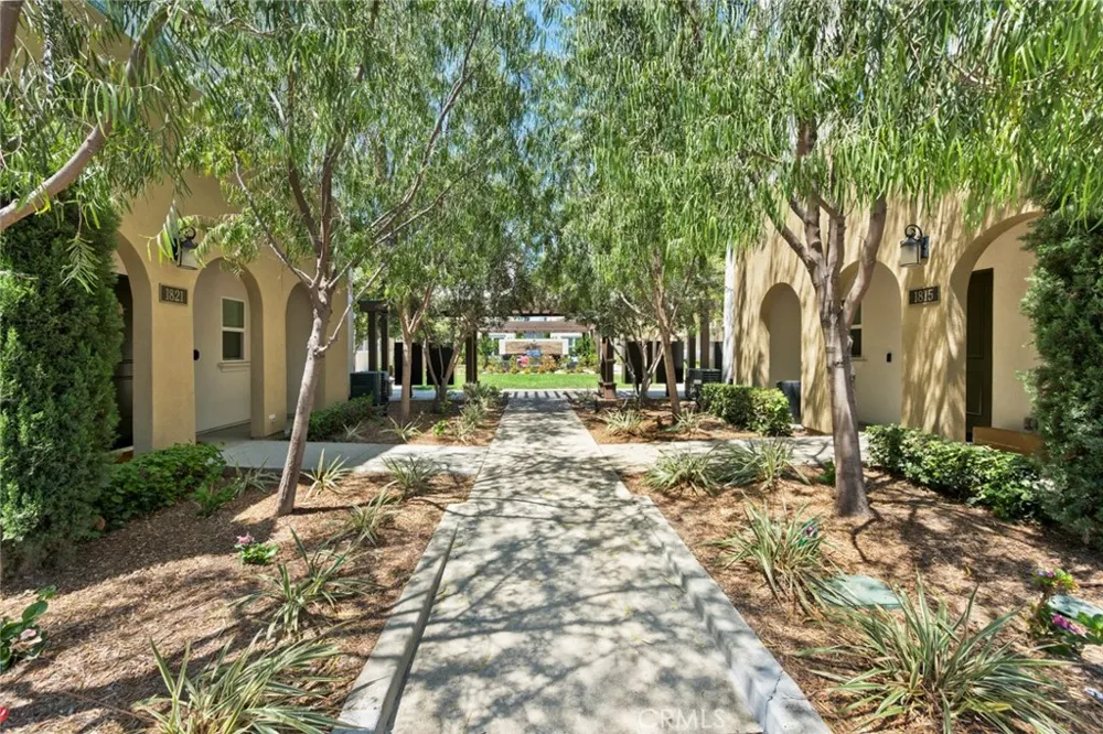 1821 Sonata La Habra, CA 90631