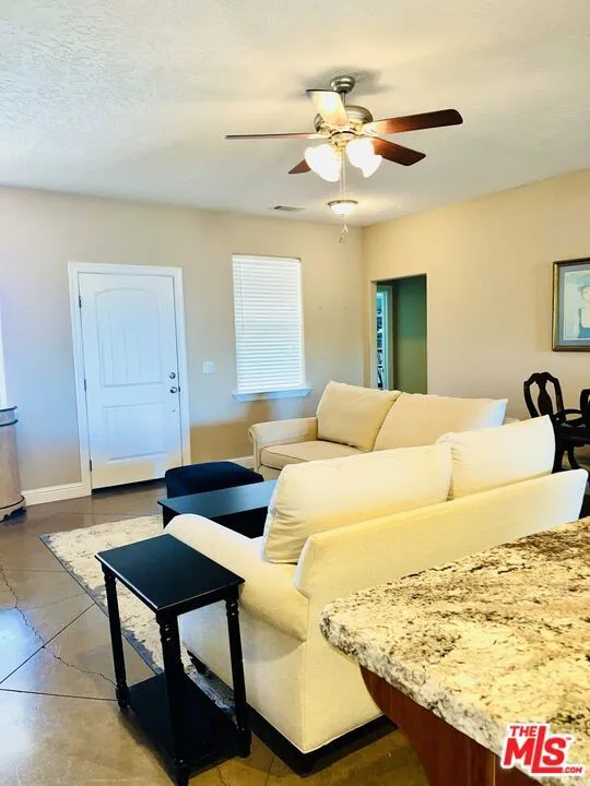 22168 Roe Way Cottonwood, CA 96022