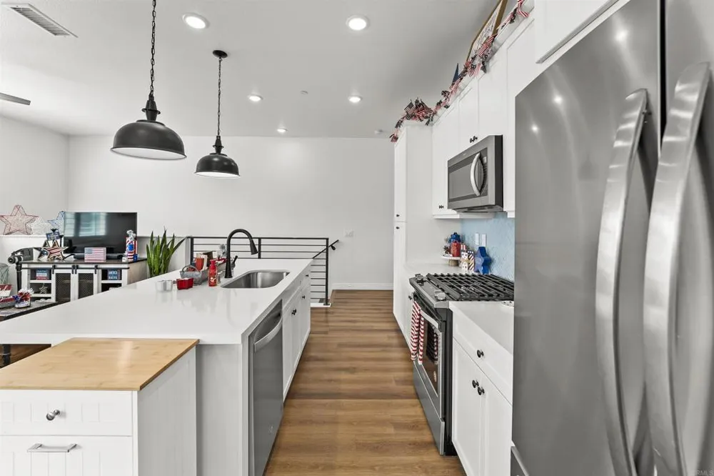 3002 Bravo Loop #2 Chula Vista, CA 91915