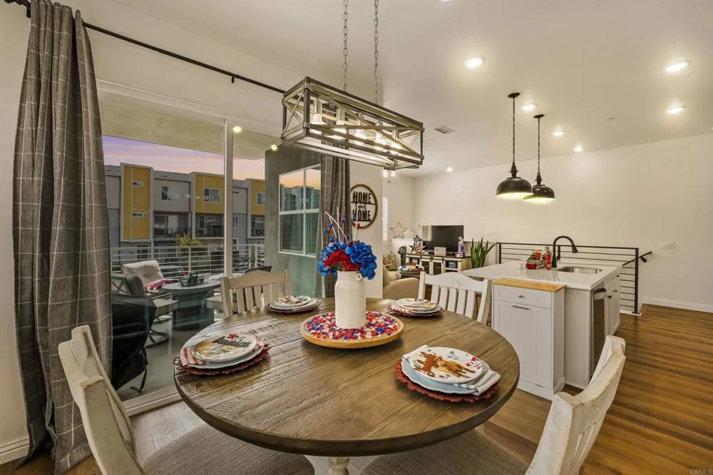 3002 Bravo Loop #2 Chula Vista, CA 91915