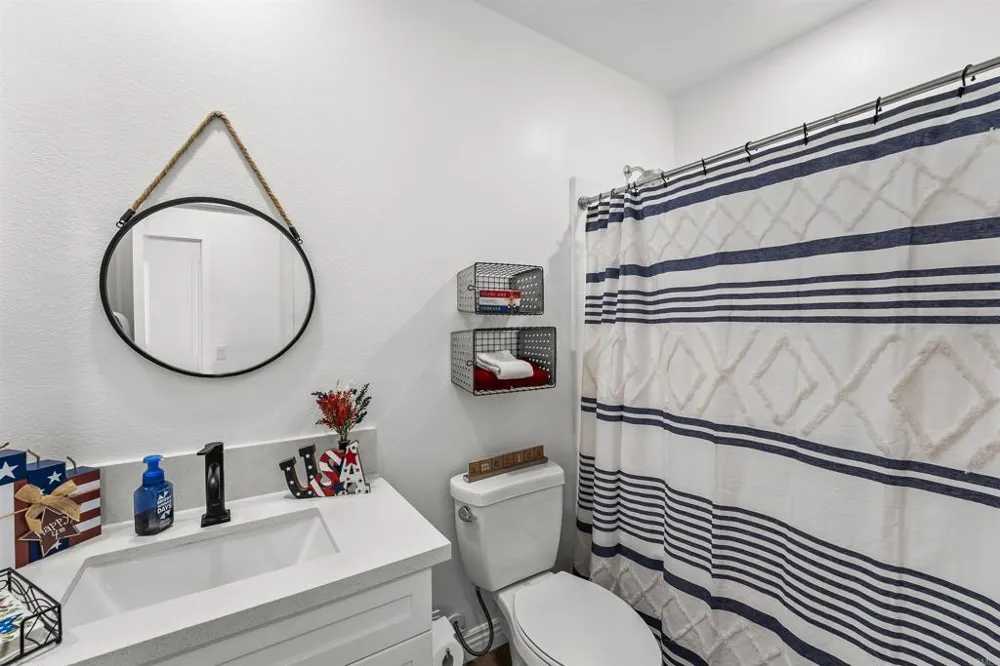 3002 Bravo Loop #2 Chula Vista, CA 91915