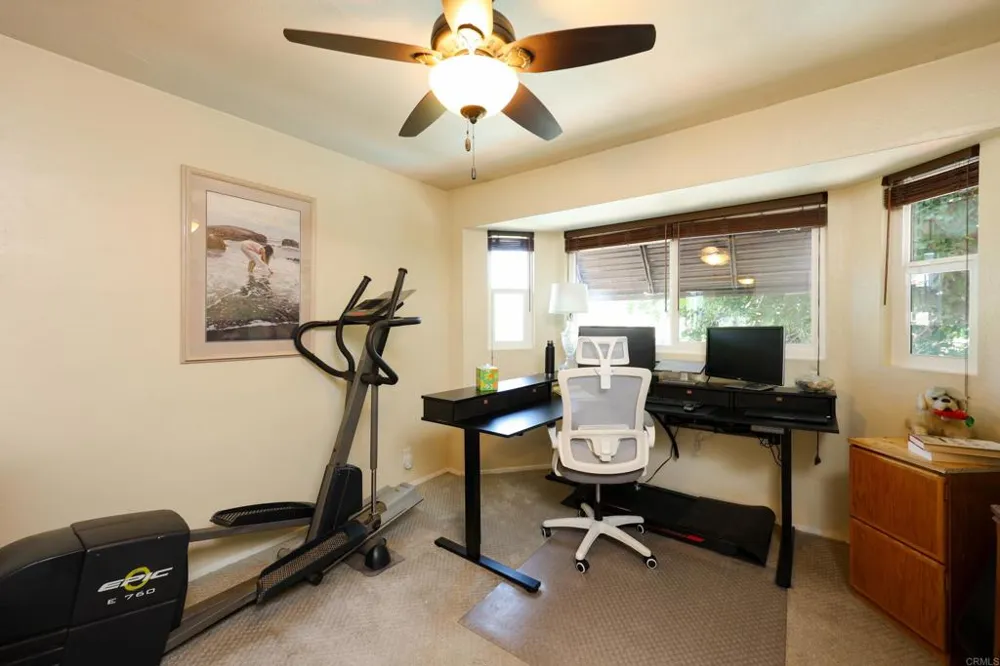 11071 El Nopal Lakeside, CA 92040